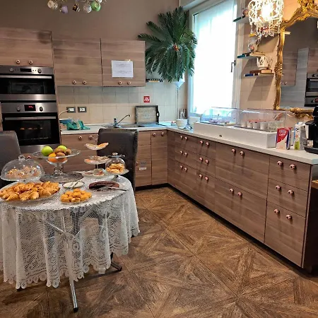 051 & Breakfast 5* Bologna