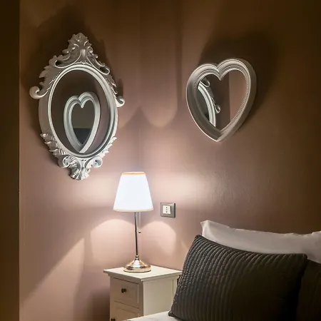 051 & Breakfast ベッド・アンド・ブレックファスト ボローニャ