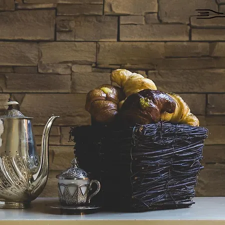 051 & Breakfast 5* Μπολόνια