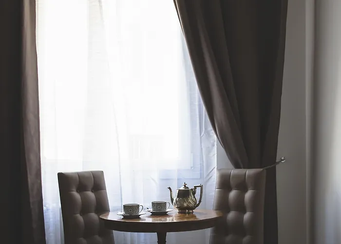 051 & Breakfast Μπολόνια