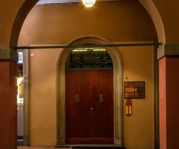 051 & Breakfast Oda ve Kahvaltı 4*